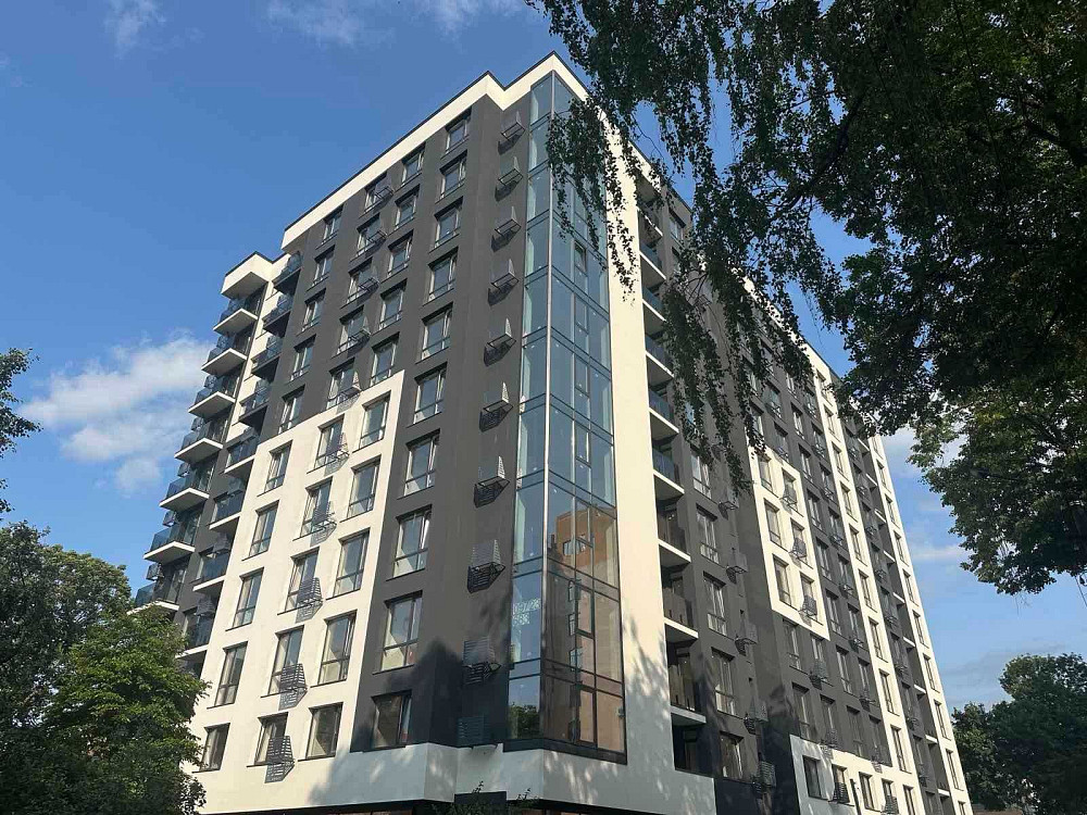 Продаю простору квартиру в ЖК Light Home Івано-Франківськ - зображення 1