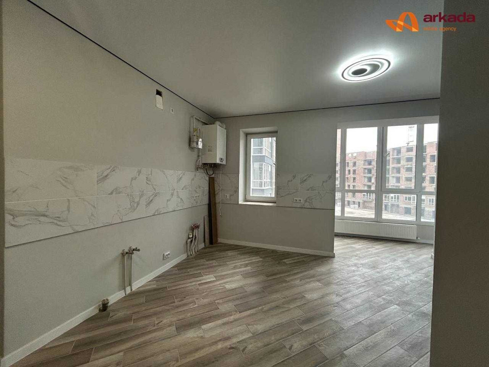 Продається 1-кімнатна велика квартира з ремонтом ЖК "Княгинин" Івано-Франківськ - зображення 1