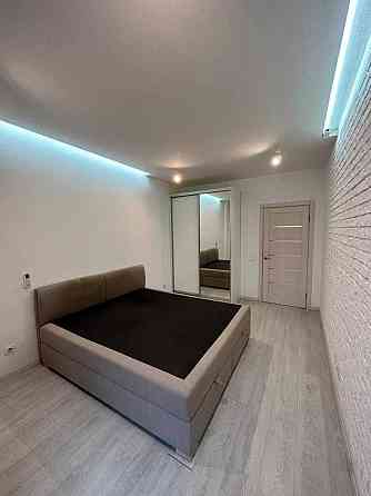 Оренда 1-кім студії 47,5 м2 в ЖК Комфорт Таун, вул. Регенераторна 4 Київ