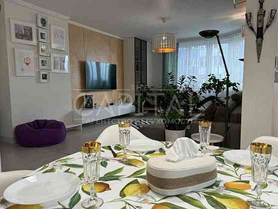 ВЕЛИКА 3-к ІДЕАЛЬНО для Сім'ї або для Пари на вул. Пчілки Олени, 6А Київ