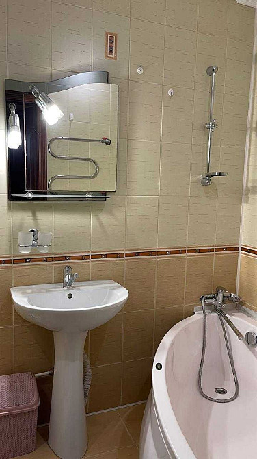 Оренда просторої квартири в центрі міста Рівне Ровно - изображение 6