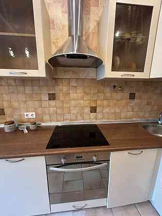 М.Бажана, 10 - метро Осокорки - до 3хв велика комфортна 1к квартира Київ