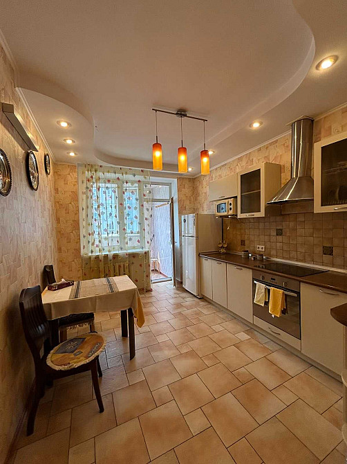 М.Бажана, 10 - метро Осокорки - до 3хв велика комфортна 1к квартира Київ - зображення 2