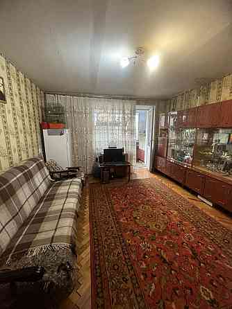 Продам 1 кімнатну квартиру в центрі міста по проспекту Миру Чернигов