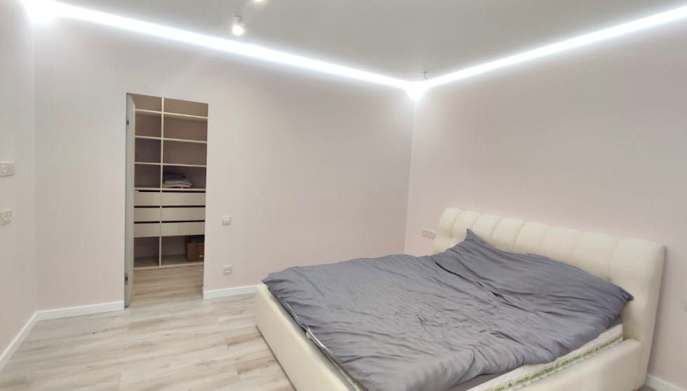 Продаю ЖК «Дмитриевский» Три комнаты. Кухня-столовая Евроремонт Одеса - зображення 3