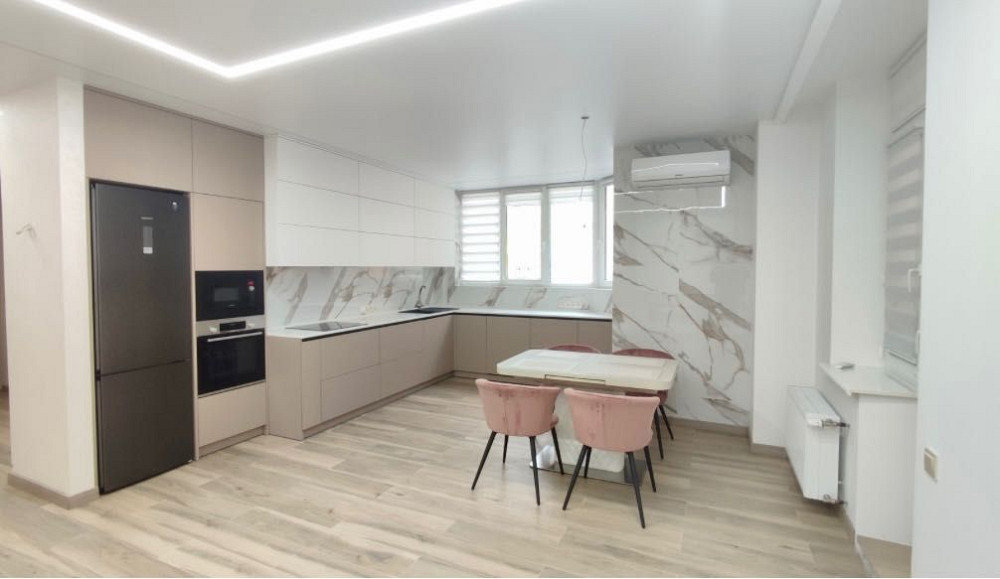 Продаю ЖК «Дмитриевский» Три комнаты. Кухня-столовая Евроремонт Одеса - зображення 2