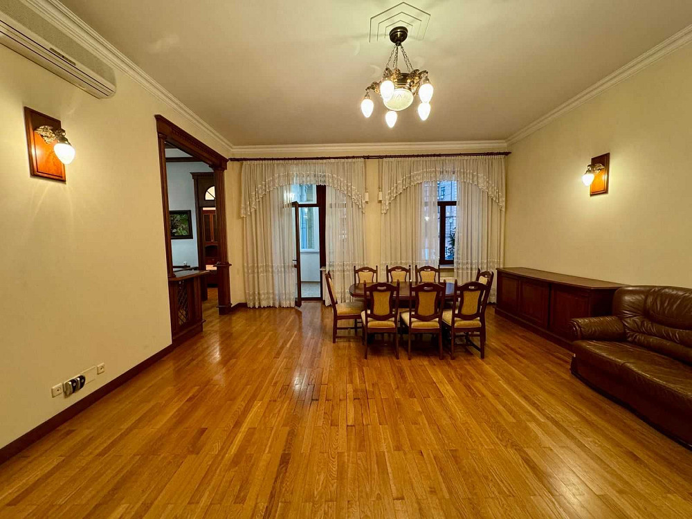 Унікальна 4-к квартира в «царському будинку», вул. Малопідвальна, Київ - зображення 6