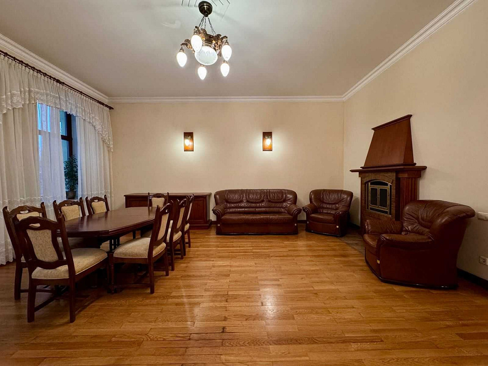 Унікальна 4-к квартира в «царському будинку», вул. Малопідвальна, Київ - зображення 3