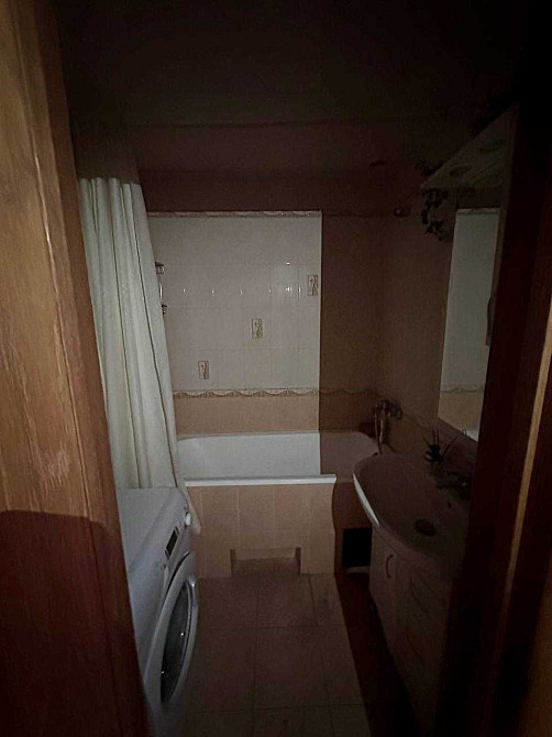 Продам трьохкімнатну квартиру в Києві Чабаны - изображение 4