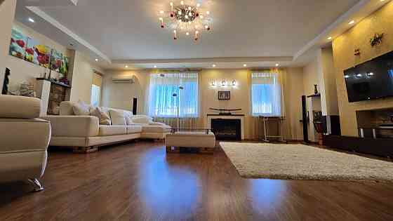 Продаж 3 кімнатна  квартира Проспект Центральний,  закритий двір Николаев