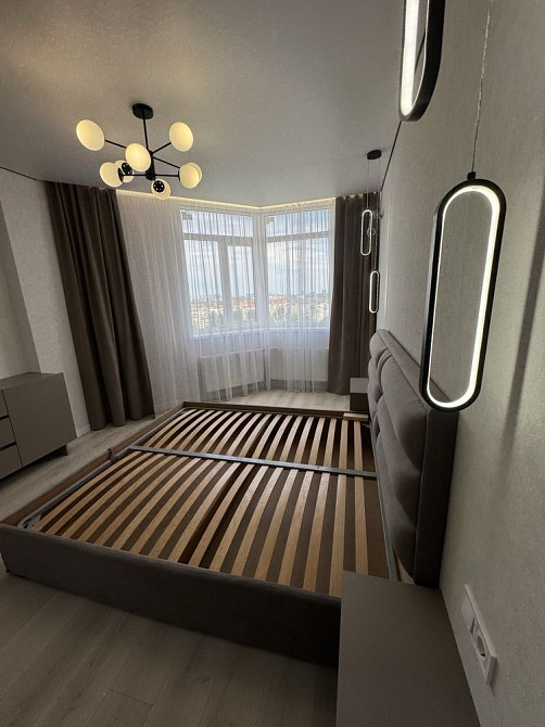 Нова 4-ри кімнатна квартира з ремонтом Держ. програми Одеса - зображення 5