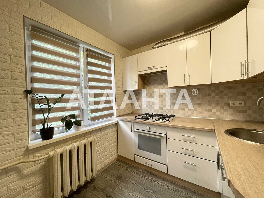 3 комнатная Фонтан ул Героев Пограничников капремонт мебель техника Одесса - изображение 1