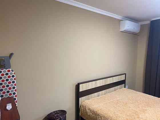 Оренда великої 1,5 квартири на Добролюбова Минай