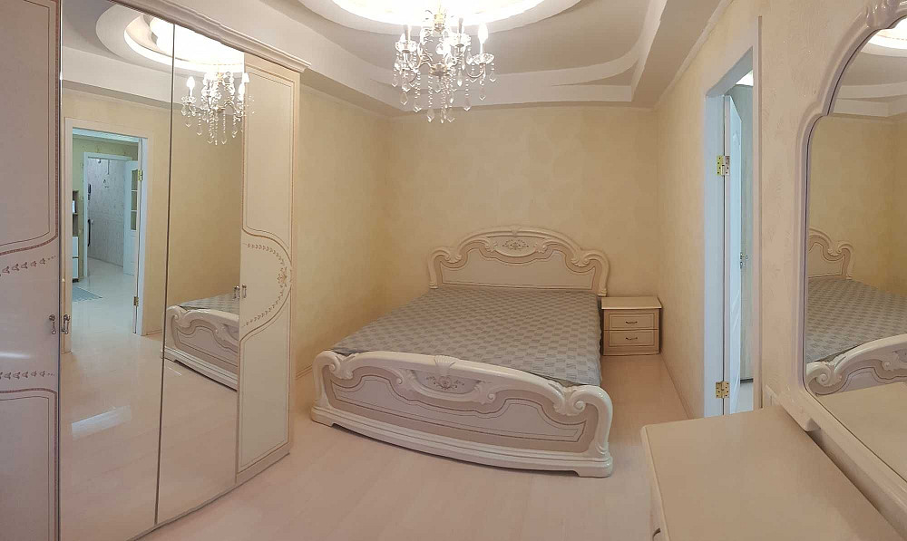 Центр 2-к Гончара Хмельницького Гоголівська Університет Золоті Ворота Киев - изображение 2