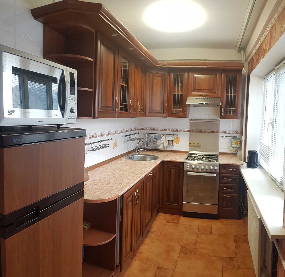 Центр 2-к Гончара Хмельницького Гоголівська Університет Золоті Ворота Киев - изображение 3