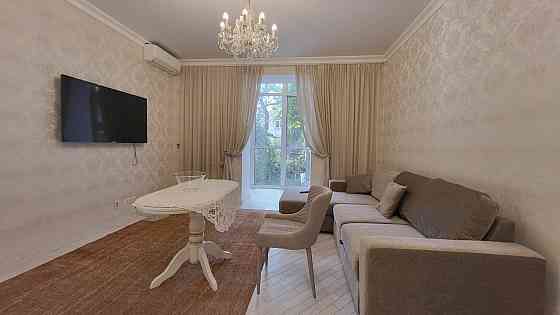 Стильна 3х кімнатна  квартира студія, вул. Хорива 4,Подiл Киев