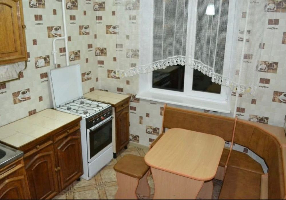 р 2-кімнатна квартира з ремонтом та меблями, Північний, не кутова Ровно - изображение 6