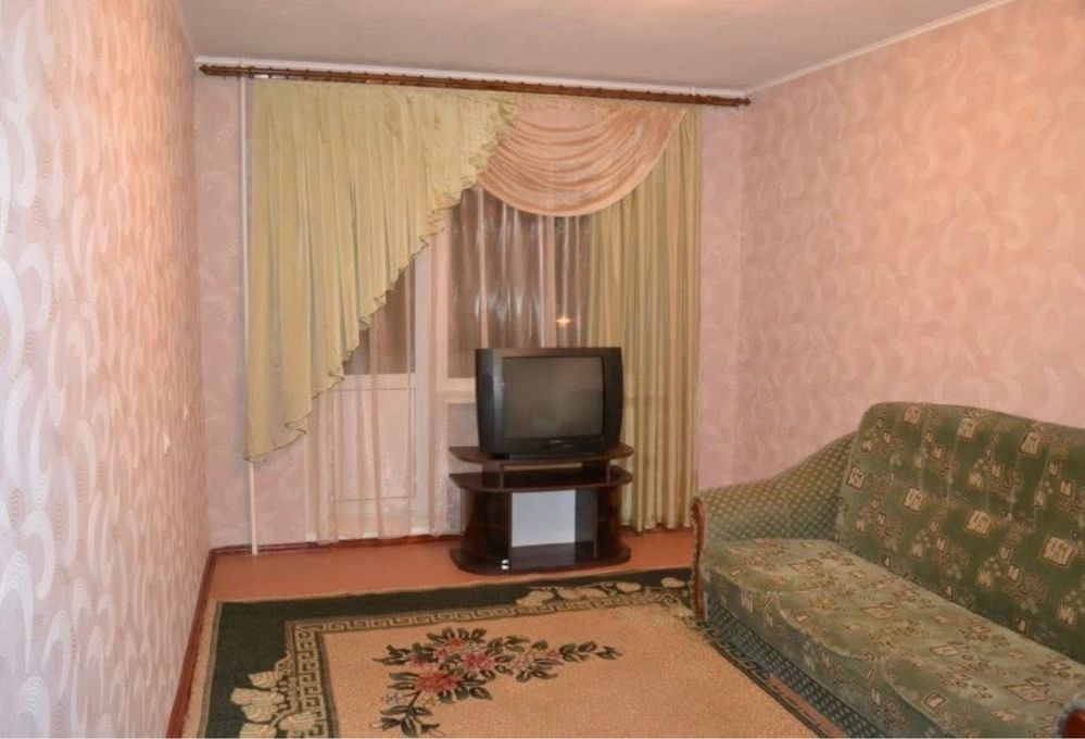 р 2-кімнатна квартира з ремонтом та меблями, Північний, не кутова Ровно - изображение 4