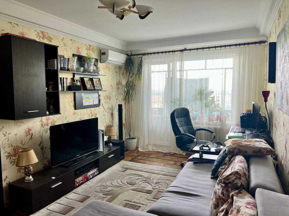 Продам 3х комнатную квартиру в центре Коммунарского района Запоріжжя - зображення 1