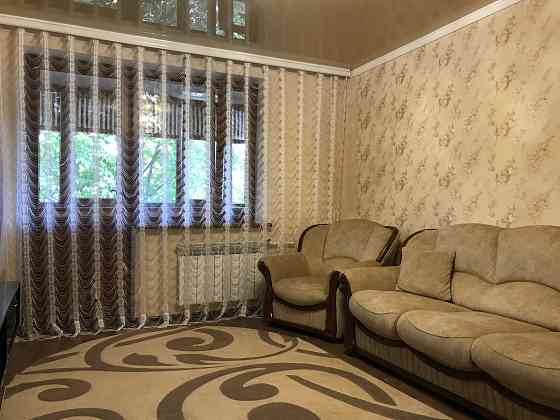 Продається трикімнатна квартира у Вараші Вараш