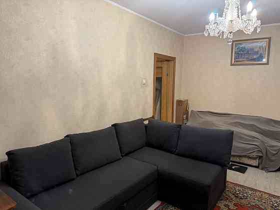 продаж квартири 2 кім гарний стан вул. Захарівська 7 Киев