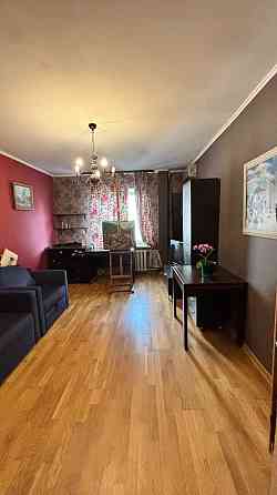Позняки. Продам  затишну  1 кім. квартиру, Пчілки 2Б Киев