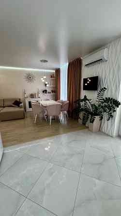 Продаж 4-х кімнатна квартири ,107 м2. в ЖК "Кришталеві Джерела" Киев