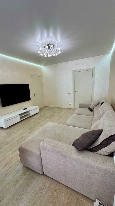 Продаж 4-х кімнатна квартири ,107 м2. в ЖК "Кришталеві Джерела" Киев - изображение 4