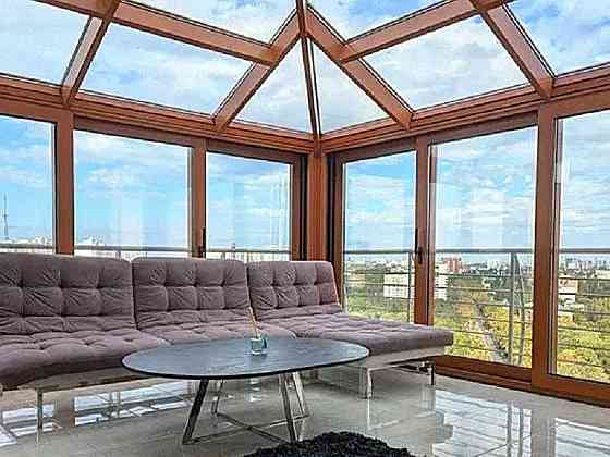 Видовая двухуровневая квартира-пентхаус с 2 спальнями у парка Победы! Одеса