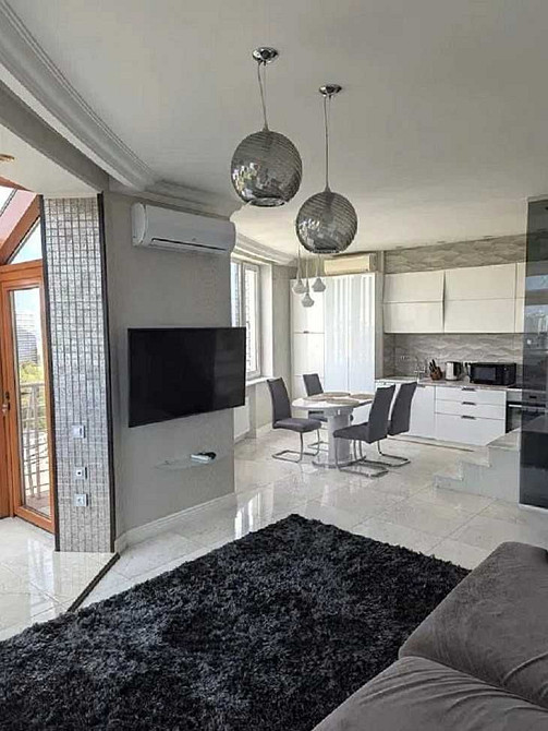 Видовая двухуровневая квартира-пентхаус с 2 спальнями у парка Победы! Одеса - зображення 3