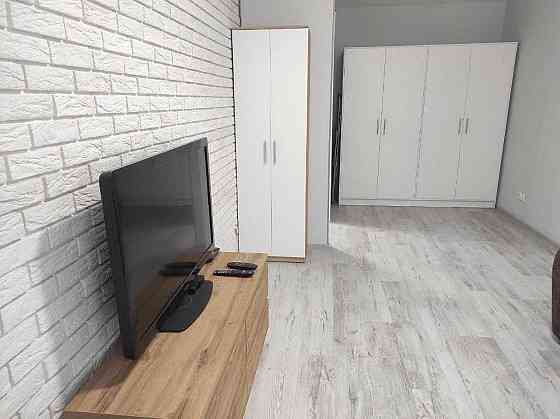 Сдам 1 комнатную квартиру 42 м2 в новострое Гидропарк
Борткевича Харьков