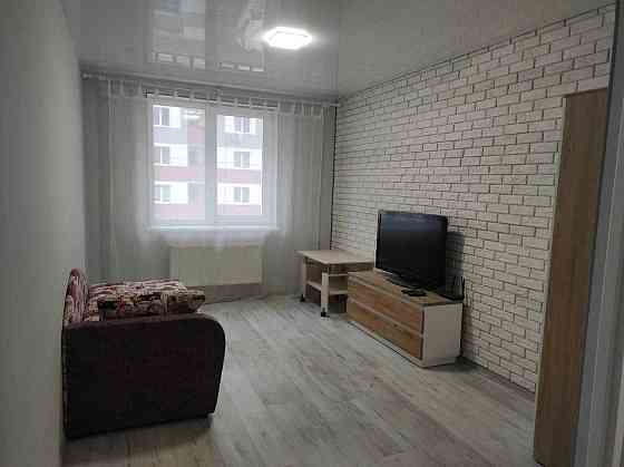 Сдам 1 комнатную квартиру 42 м2 в новострое Гидропарк
Борткевича Харьков