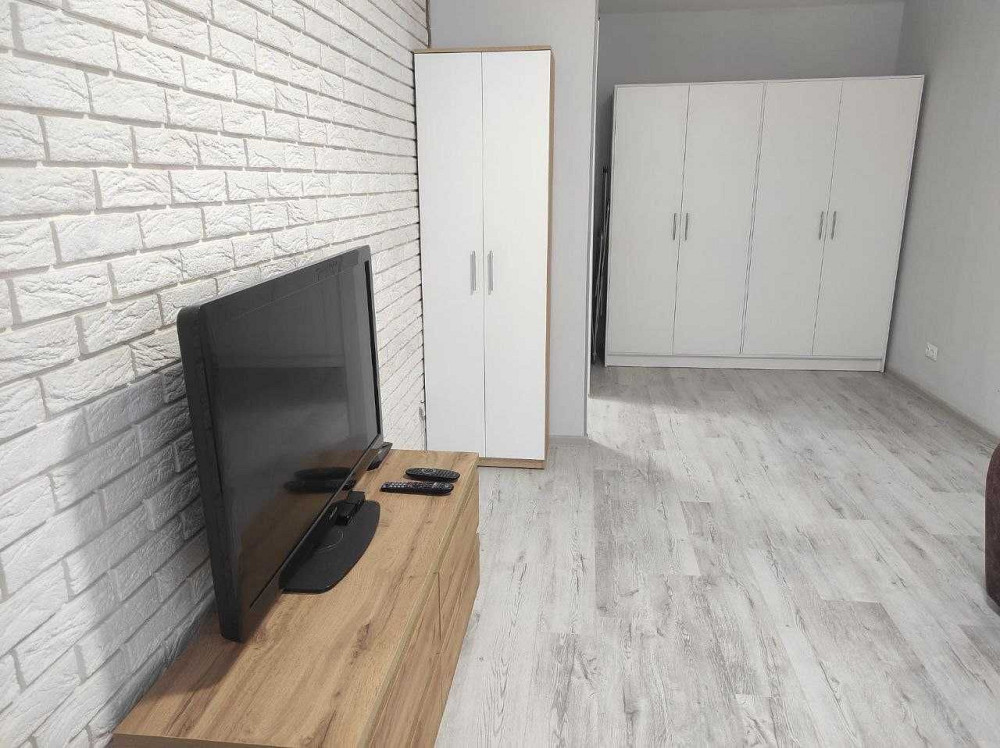 Сдам 1 комнатную квартиру 42 м2 в новострое Гидропарк
Борткевича Харьков - изображение 6