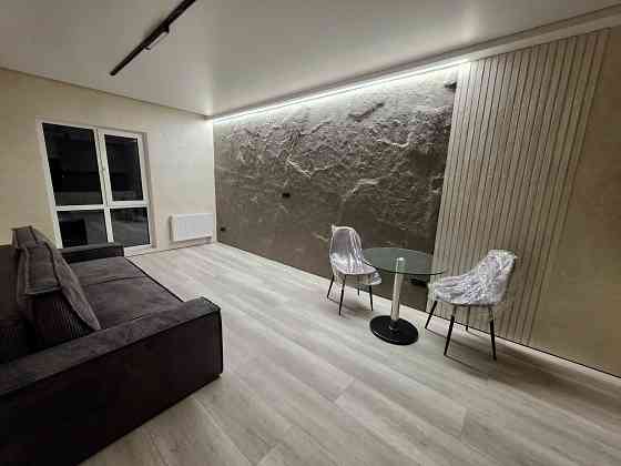 Сучасна нова 1-к квартира в ЖК Нова Англія Киев