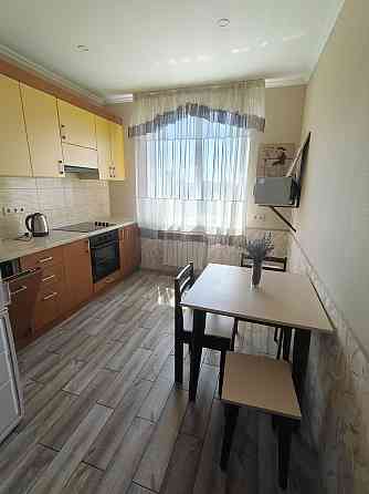 Суперціна, Велика, шикарна 2к кв. ЖК Науковий, м. Дорогожичі Киев