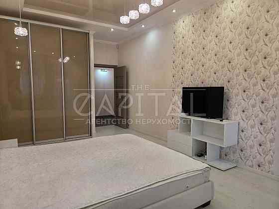 2к квартира Печерськ Леси Украинки 7а Гулівер Кловська Киев