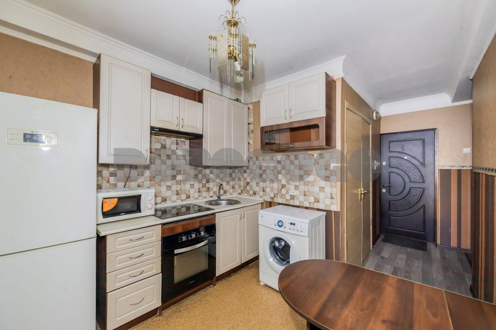 Продаж 1к, Оболонський 43а, 1 поверх з прибудовою, 36м2 Киев - изображение 1