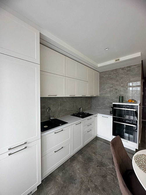 Оренда 2-кім. квартири на просп. Чорновола, Авалон Львів - зображення 2