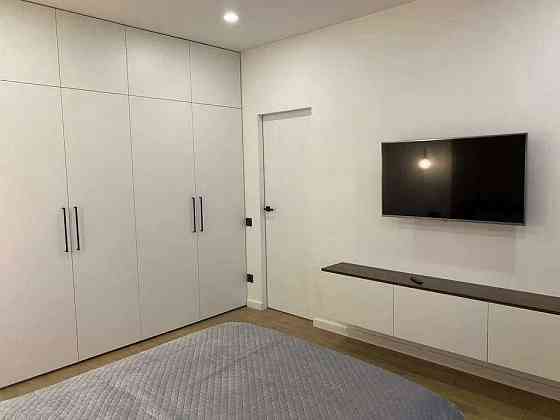 ТЕРМІНОВА ОРЕНДА! Жк "Оптимісто" низький поверх, 40м2 СТИЛЬНА БЮДЖЕТНА Гатное