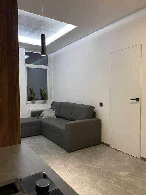 ТЕРМІНОВА ОРЕНДА! Жк "Оптимісто" низький поверх, 40м2 СТИЛЬНА БЮДЖЕТНА Гатное - изображение 4