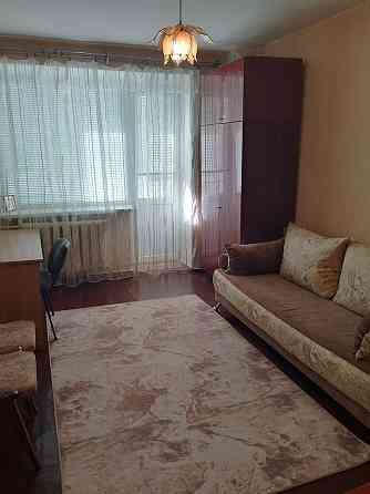 Оренда 2 кімнатної квартири по вулиці Харітонова Кривой Рог