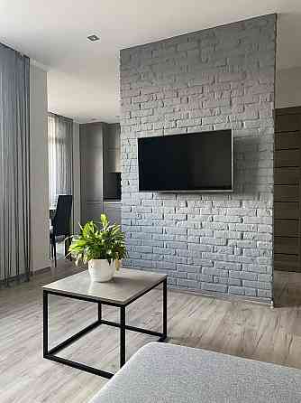 Здам простору однокімнатну квартиру з панорамним видом. Бровары