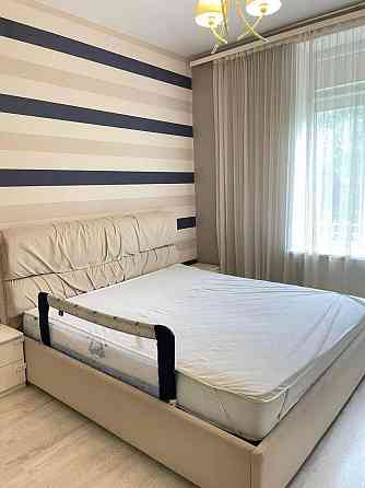 Аренда длительно ул.Среднефонтанская,32 Одеса