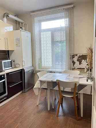 Аренда длительно ул.Среднефонтанская,32 Одеса