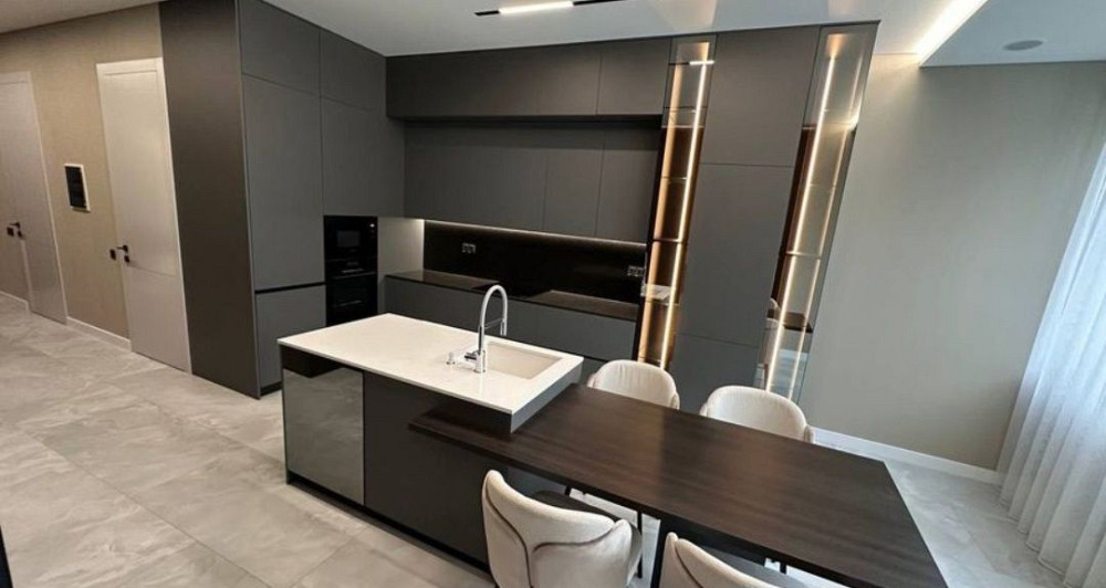 Продаж елітної нерухомості у Івано-Франківську. ЖК Parus Івано-Франківськ - зображення 2