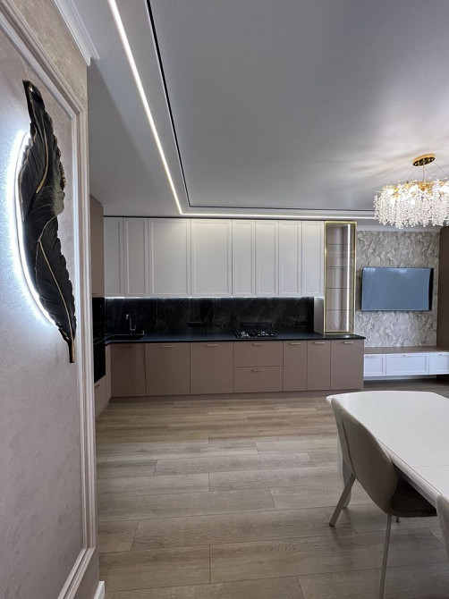 Простора квартира з сучасним ремонтом, на 4 поверсі, центр міста! Івано-Франківськ - зображення 1