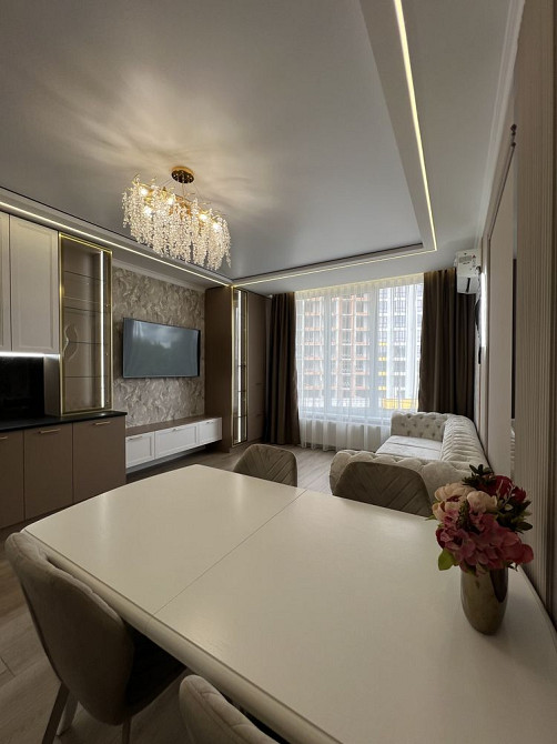 Простора квартира з сучасним ремонтом, на 4 поверсі, центр міста! Івано-Франківськ - зображення 3