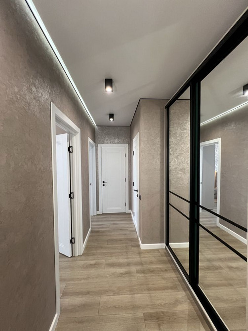 Простора квартира з сучасним ремонтом, на 4 поверсі, центр міста! Івано-Франківськ - зображення 2