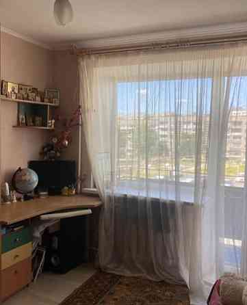 Продаж 1 кімнатної квартири на Вишенці з балконом ,газовою колонкою . Винница