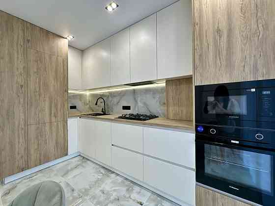 Продаю затишну півторачку ЖК Family Plaza Ивано-Франковск